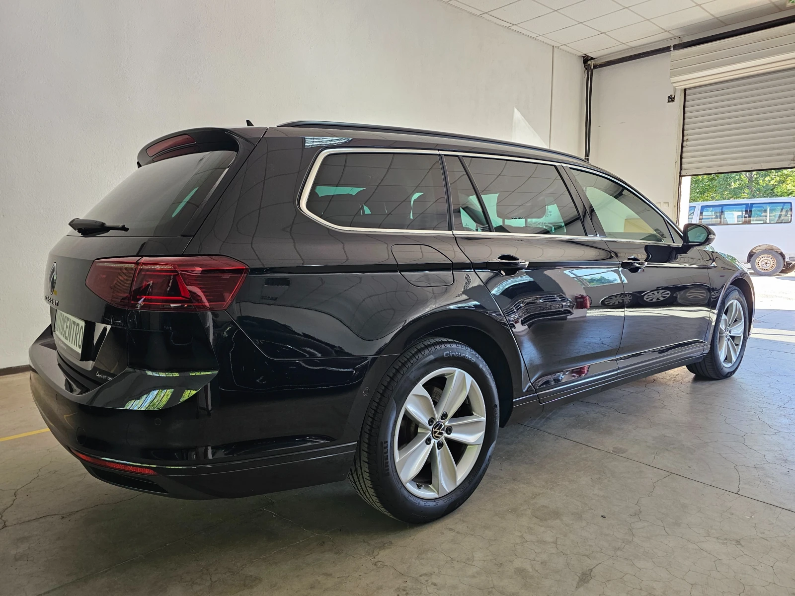 VW Passat 2.0TDI 4Motion"Dig Cockpit"IQ.LIGHT-Matrix | Mobile.bg   11