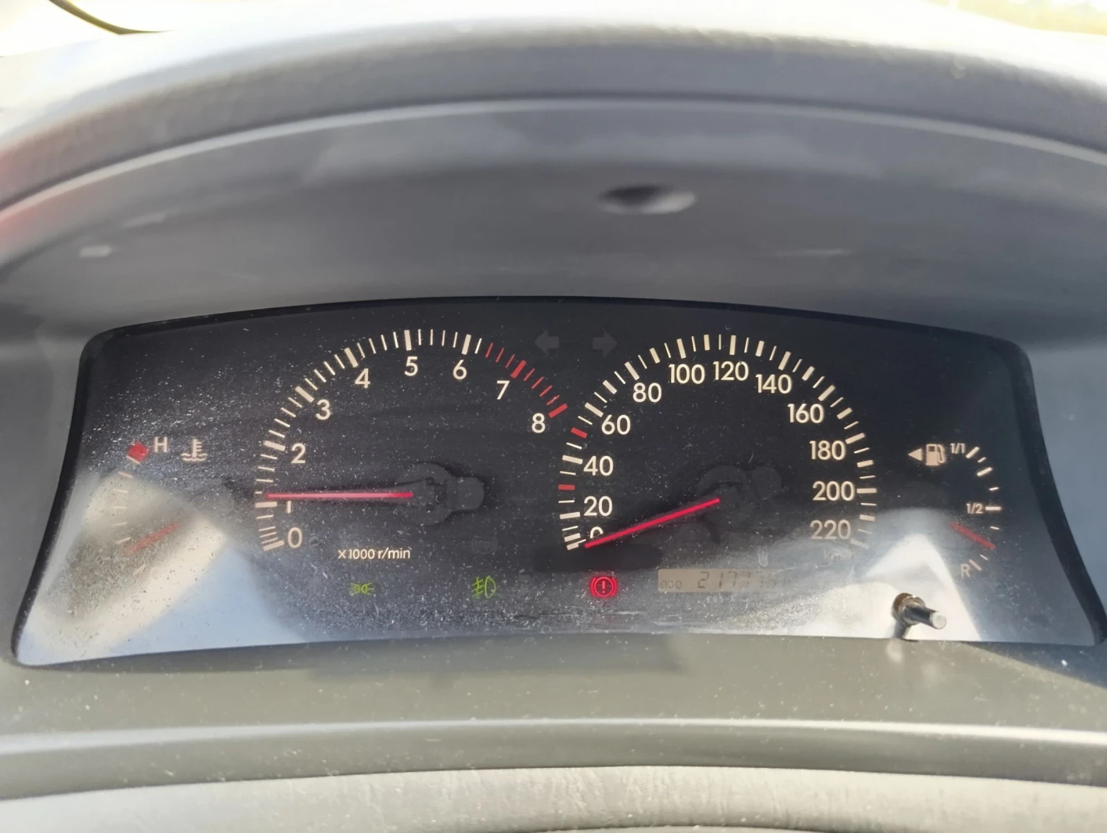 Toyota Corolla verso 1.6 VVT-i Бензин110 к.с.Гаранция  - изображение 9