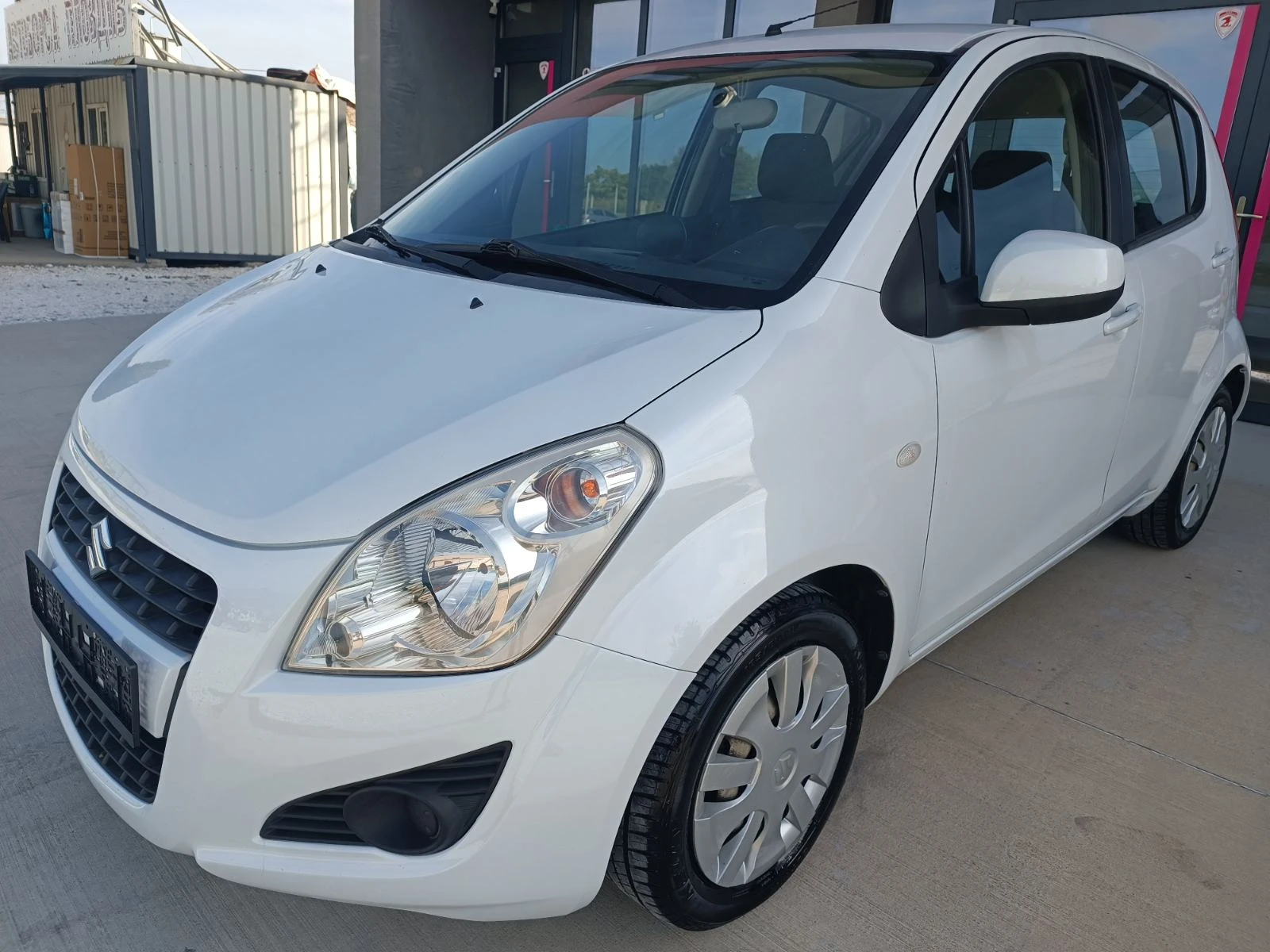 Suzuki Splash 1.0 Бензин - изображение 2