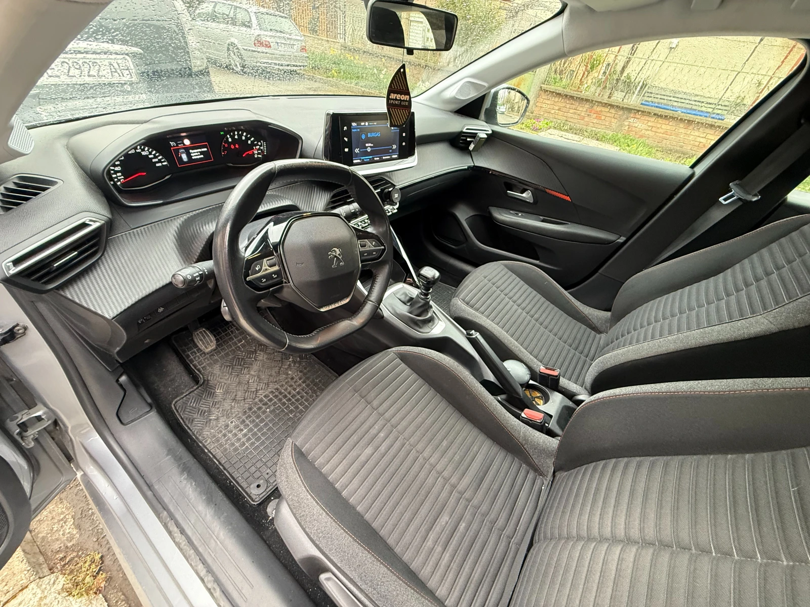 Peugeot 208 Allure Pack Blue HDI, снимка 7 - Автомобили и джипове - 54166444