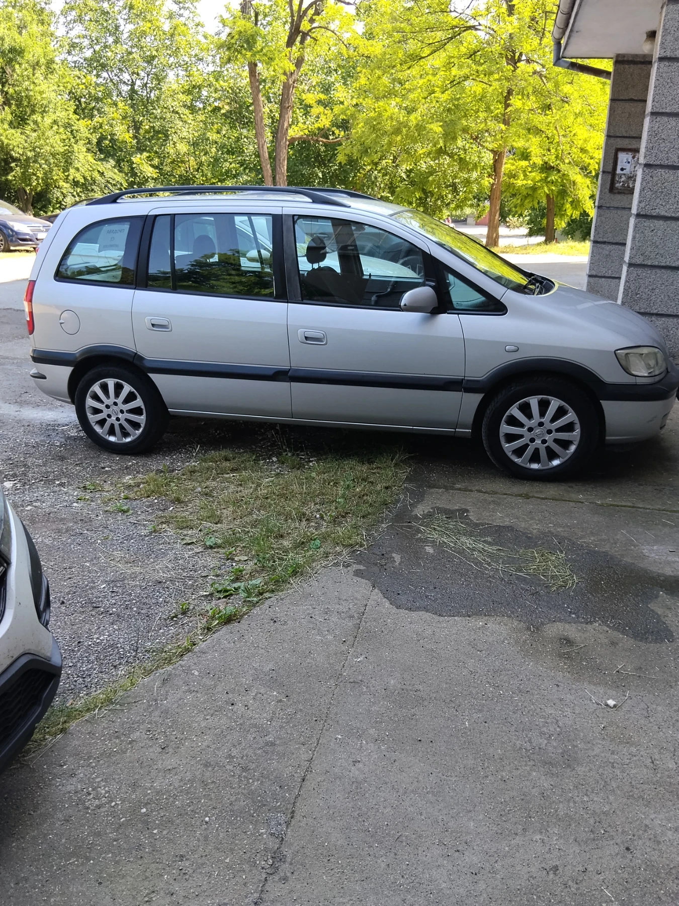 Opel Zafira, снимка 4 - Автомобили и джипове - 54993443
