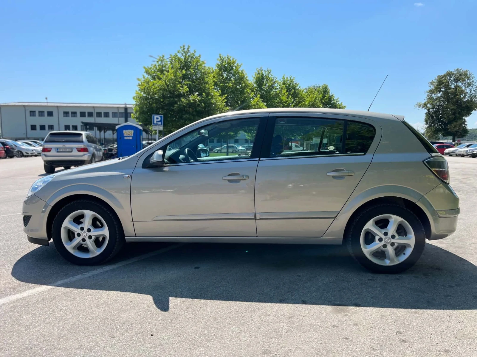 Opel Astra 1.7 101кс 2009г на реални  079468км, снимка 7 - Автомобили и джипове - 55055525