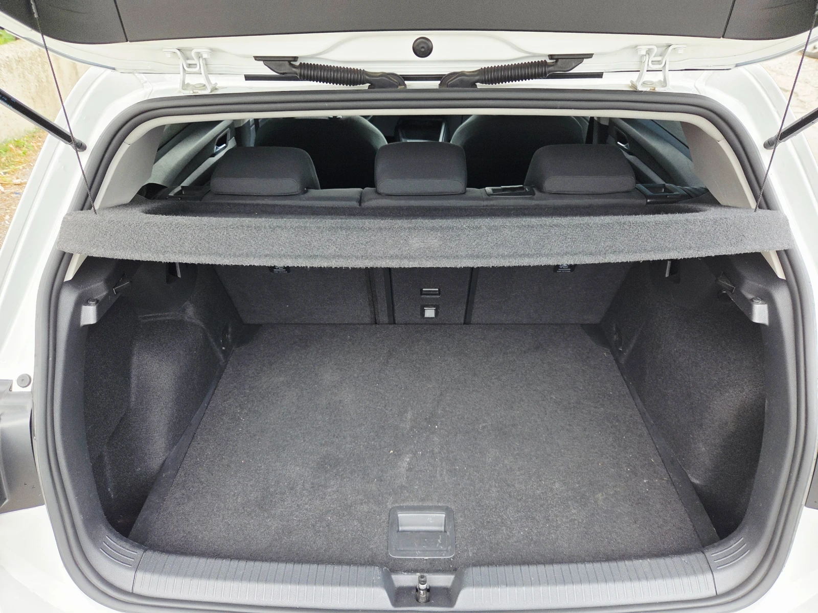 VW Golf 2, 000TDI/DSG/EURO6D, снимка 15 - Автомобили и джипове - 55264657