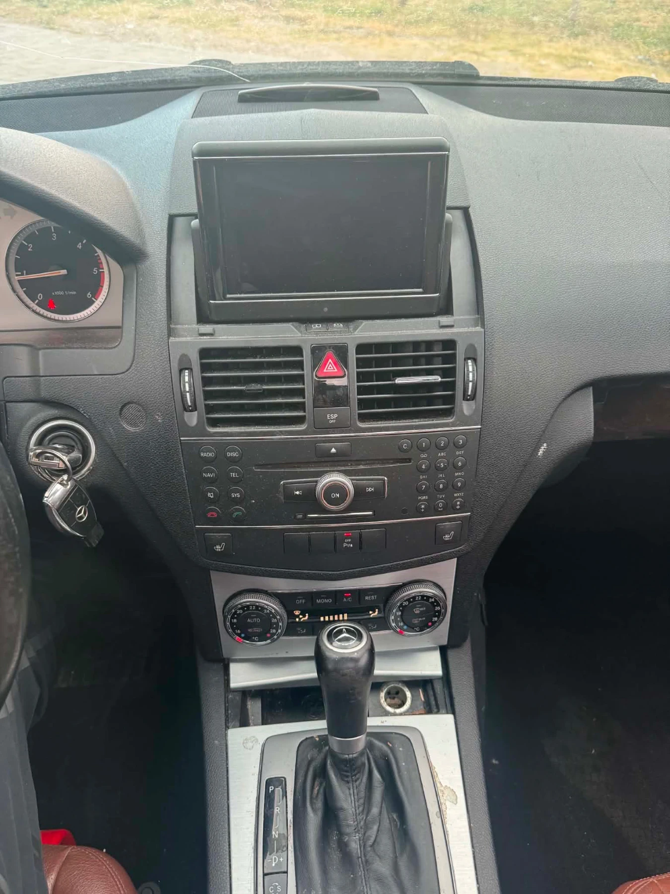 Mercedes-Benz C 220, снимка 13 - Автомобили и джипове - 55676142