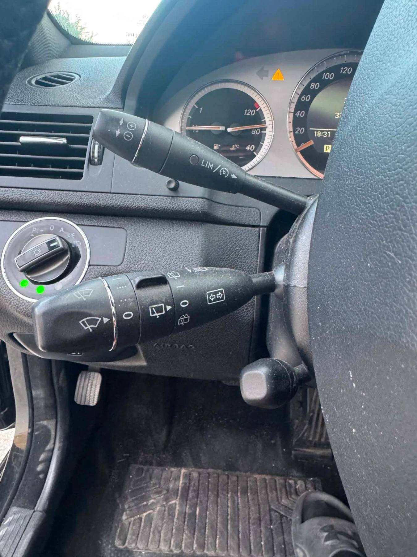 Mercedes-Benz C 220, снимка 12 - Автомобили и джипове - 55676142