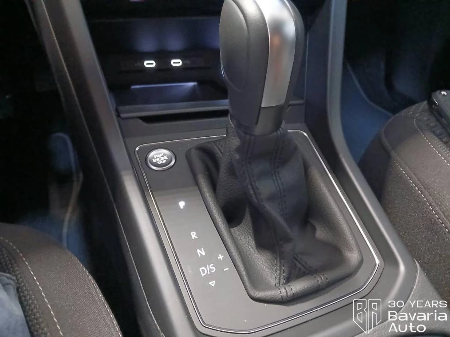 VW Touran Comfortline DSG Easy Open, снимка 13 - Автомобили и джипове - 56135227