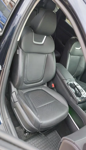 Hyundai Tucson -360 + ПАНОРАМА+ КОЖА+ ПОДГРЕВ + FULL + FULL  ! ! , снимка 15
