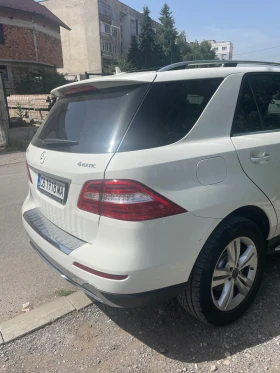 Mercedes-Benz ML 350 Джип 4матик, снимка 3