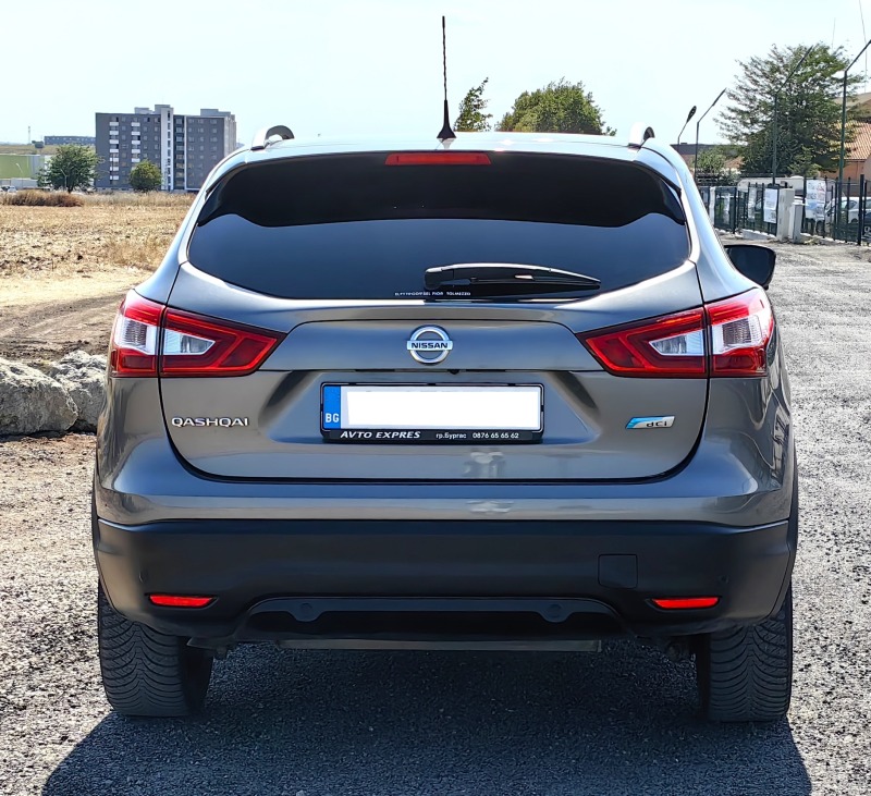 Nissan Qashqai 1.6D TEKNA , снимка 4 - Автомобили и джипове - 46789786