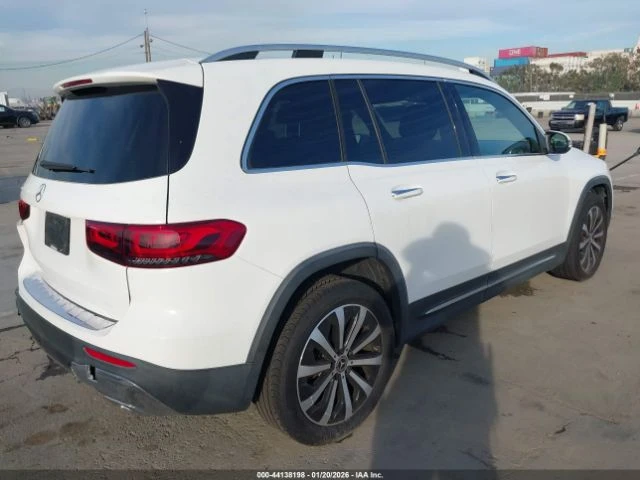 Mercedes-Benz GLB 250* 80k km* Камера* Кожа* м.Точки* Virtual* , снимка 8 - Автомобили и джипове - 53382899