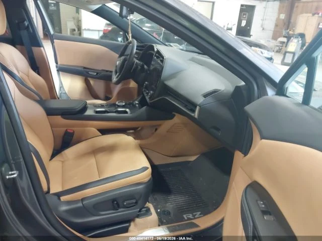 Lexus RZ 450E PREMIUM, снимка 7 - Автомобили и джипове - 55702702