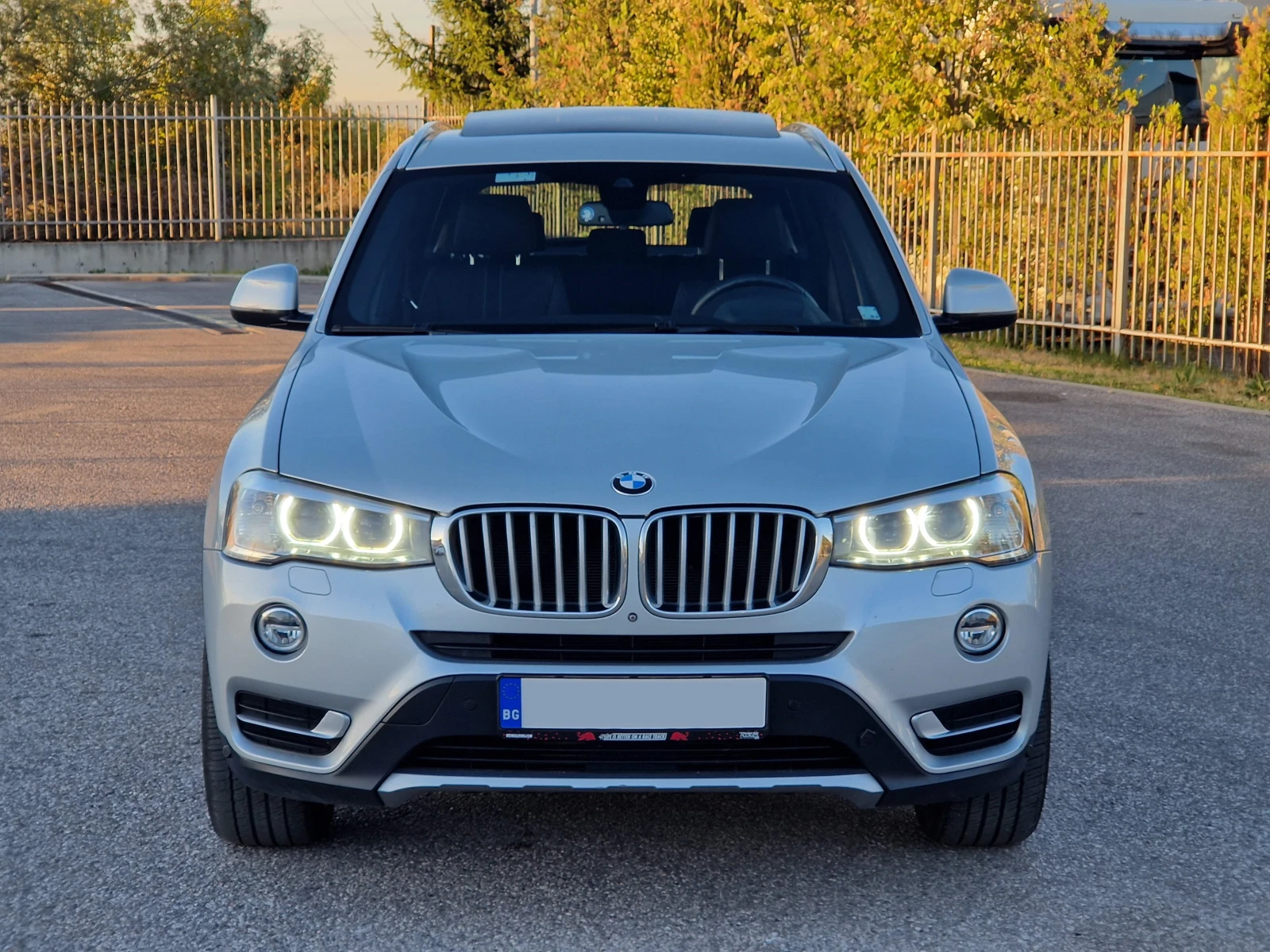 BMW X3 xDrive 28i xLine - изображение 2