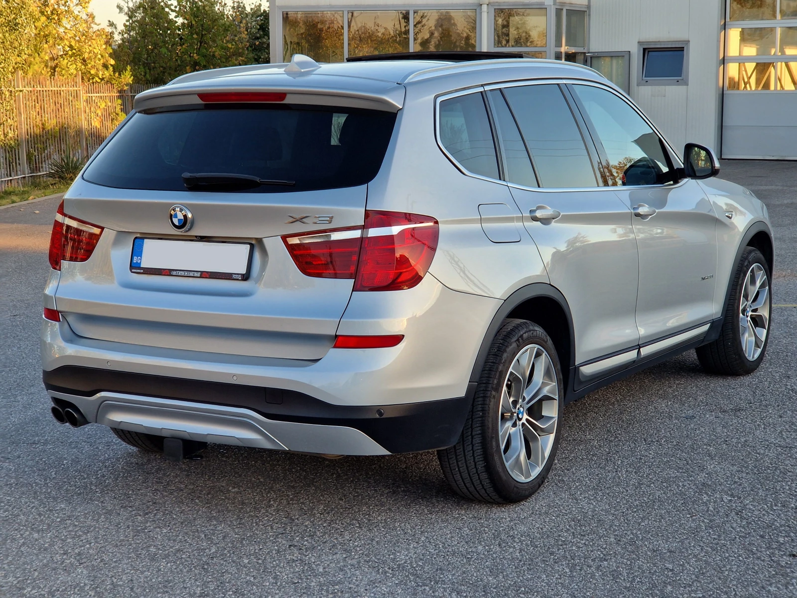 BMW X3 xDrive 28i xLine - изображение 6