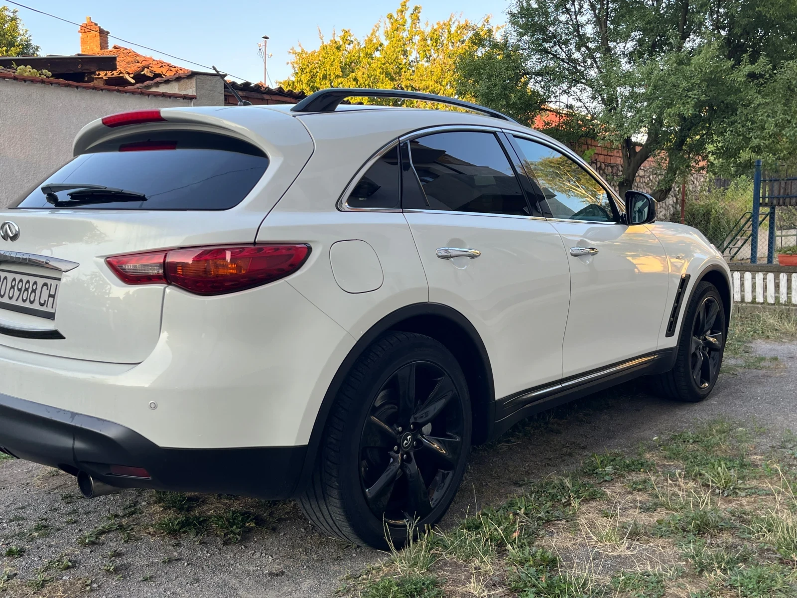 Infiniti QX70 Black edition  | Mobile.bg   11
