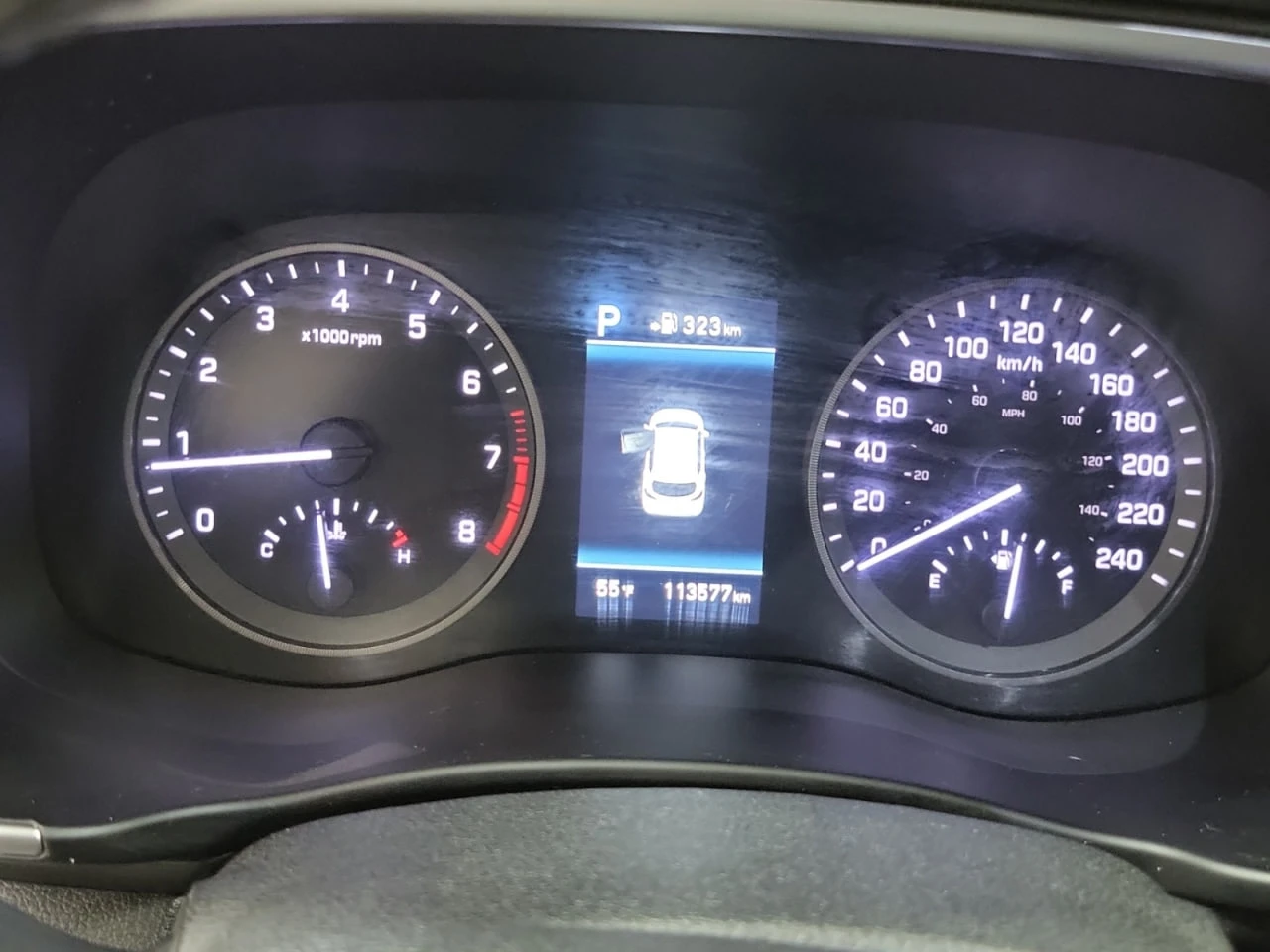 Hyundai Tucson * АВТО КРЕДИТ* ЦЕНА ДО БГ * СЕРВИЗНА ИСТОРИЯ *  - изображение 10