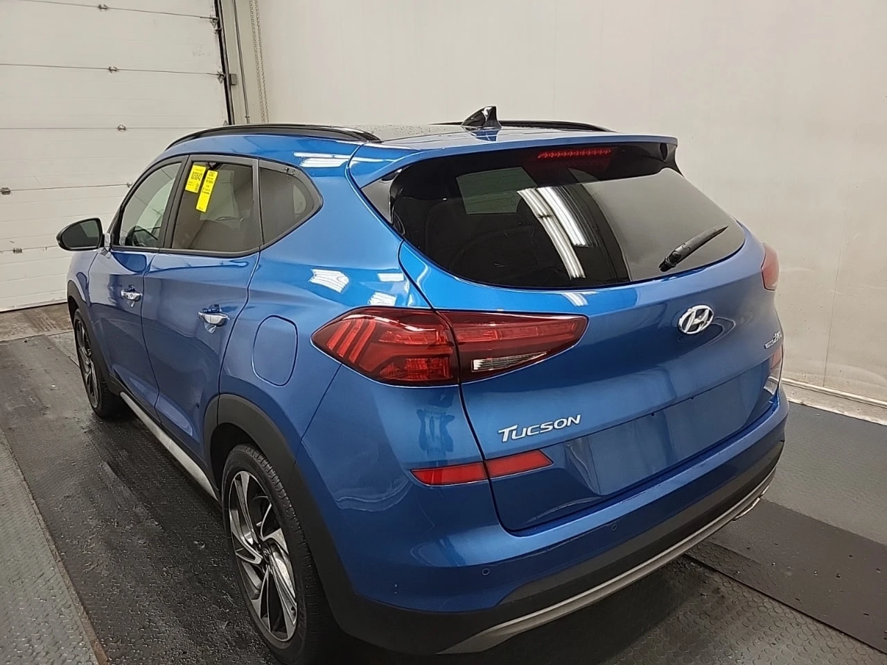 Hyundai Tucson * АВТО КРЕДИТ* ЦЕНА ДО БГ * СЕРВИЗНА ИСТОРИЯ *  - изображение 4