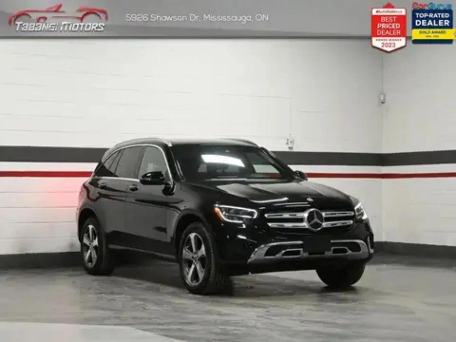 Mercedes-Benz GLC 300 2021/FACE/80200KM/PANO/DISTR/LANE/360/4X4, снимка 2 - Автомобили и джипове - 53894536