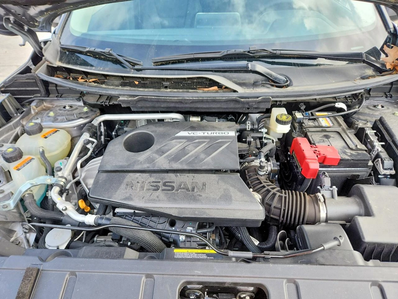 Nissan Rogue 1.5* SV* РЕАЛНИ КМ!* ФИКСИРАНА ЦЕНА !, снимка 12 - Автомобили и джипове - 54083755