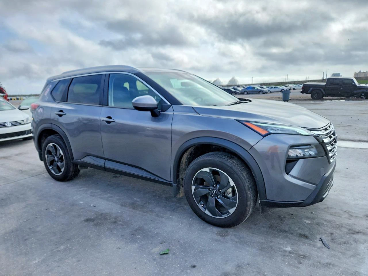 Nissan Rogue 1.5* SV* РЕАЛНИ КМ!* ФИКСИРАНА ЦЕНА !, снимка 2 - Автомобили и джипове - 54083755