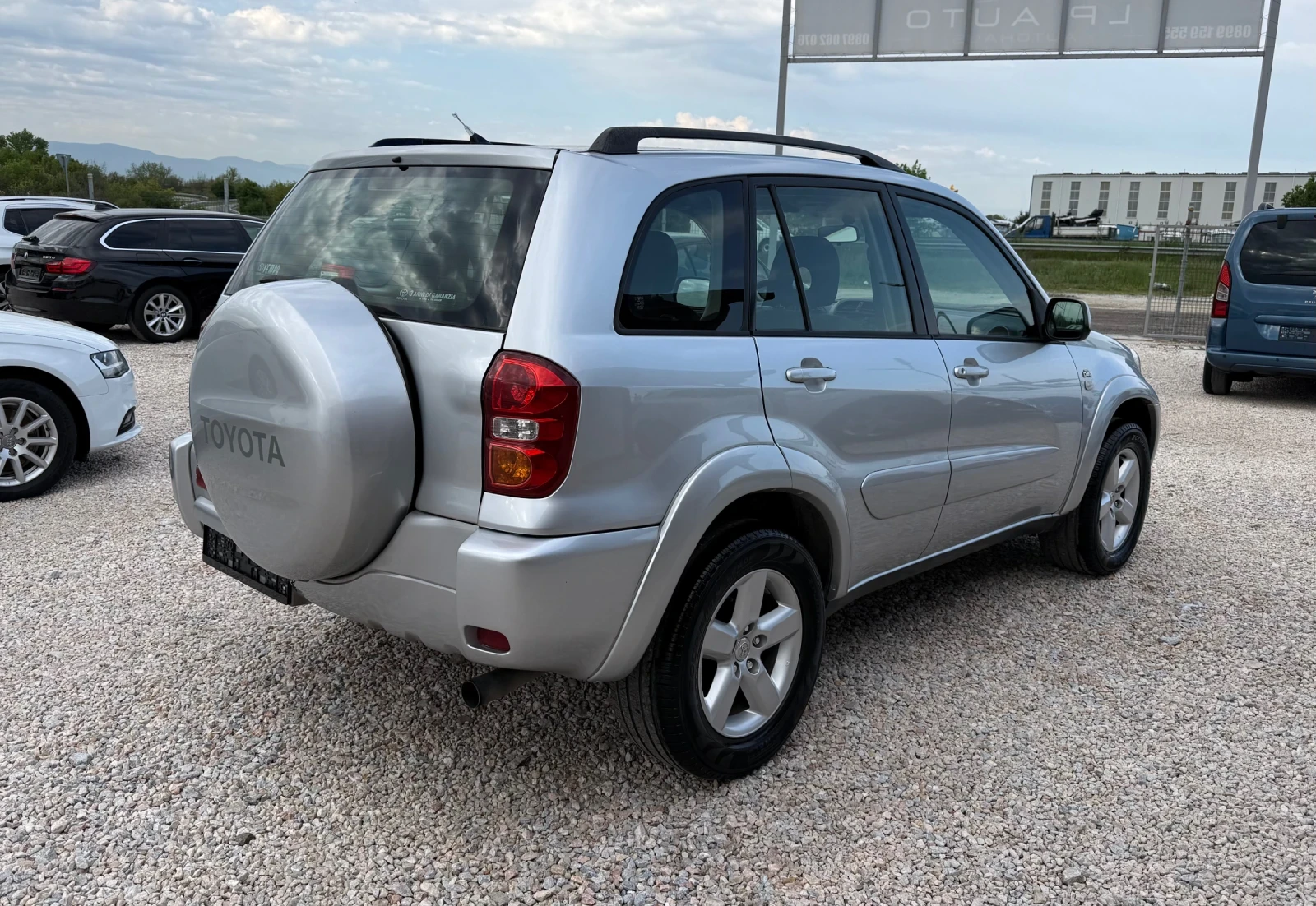 Toyota Rav4 2.0D4D* 116k.c* 4x4* ITALY, снимка 3 - Автомобили и джипове - 54355988