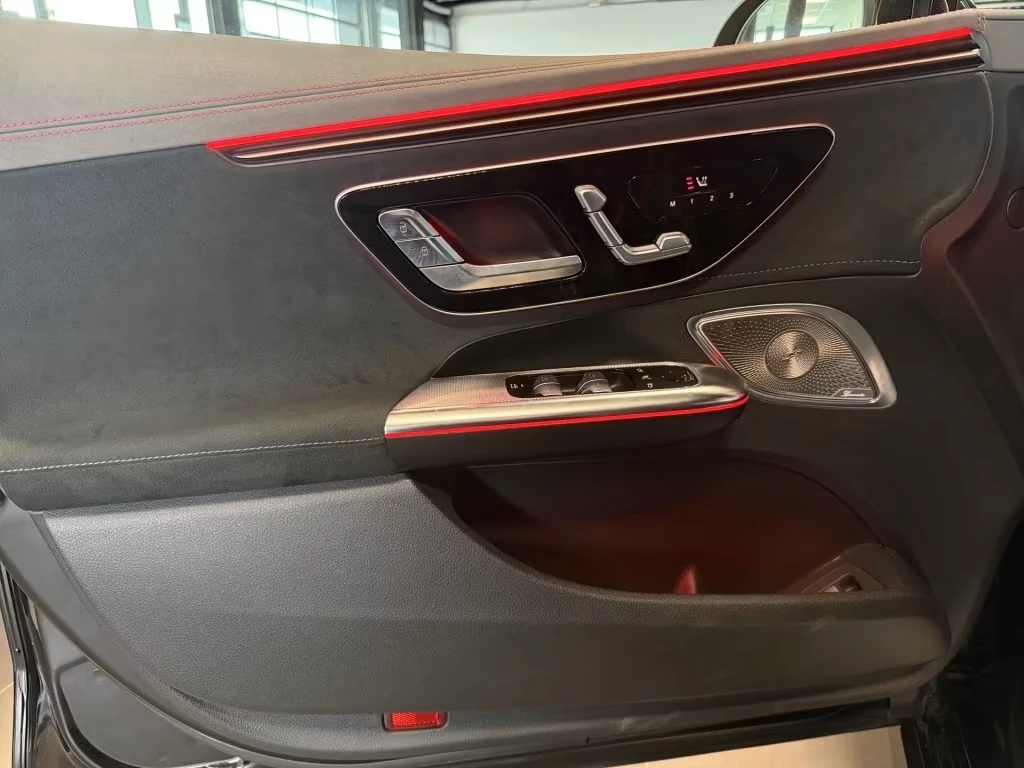 Mercedes-Benz EQE 350 4M AMG /HUD/BURM, снимка 7 - Автомобили и джипове - 55233109