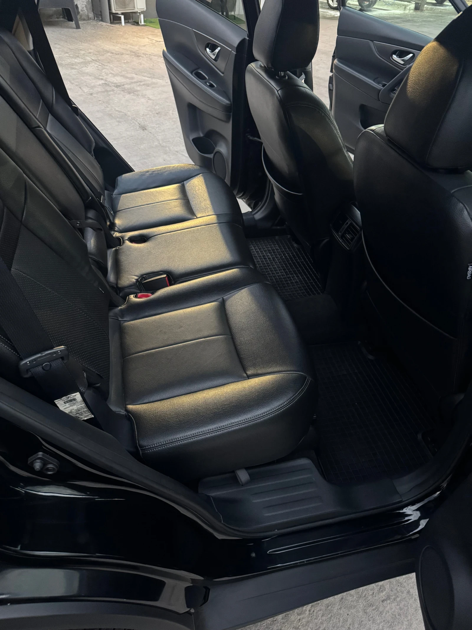 Nissan Rogue SPORT, снимка 14 - Автомобили и джипове - 55565183
