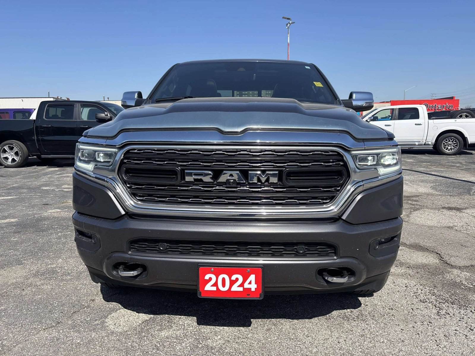 Dodge RAM 1500 * LIMITED* * 4X4* * HEMI* * PANORAMIC SUNROOF* * R, снимка 2 - Автомобили и джипове - 55836876
