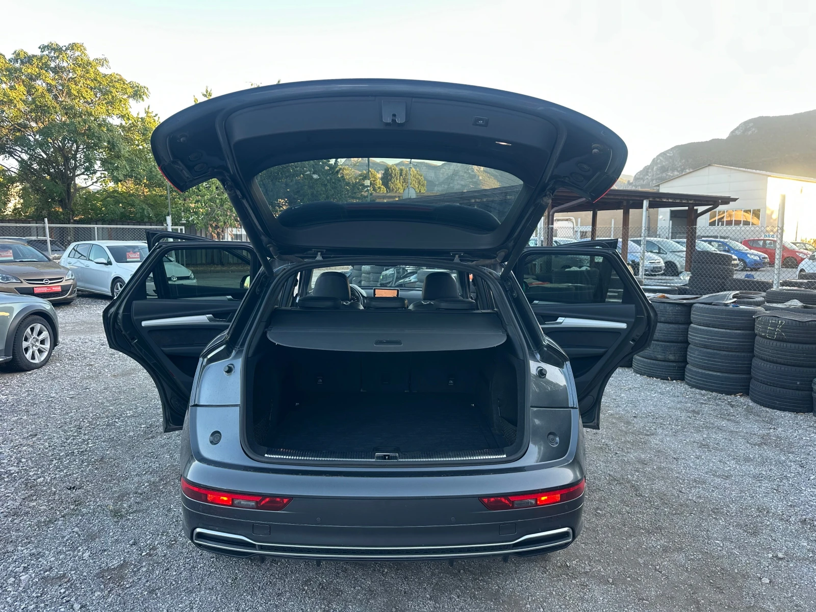 Audi Q5 2, 0TDI 190kc S-LINE, снимка 15 - Автомобили и джипове - 55988922