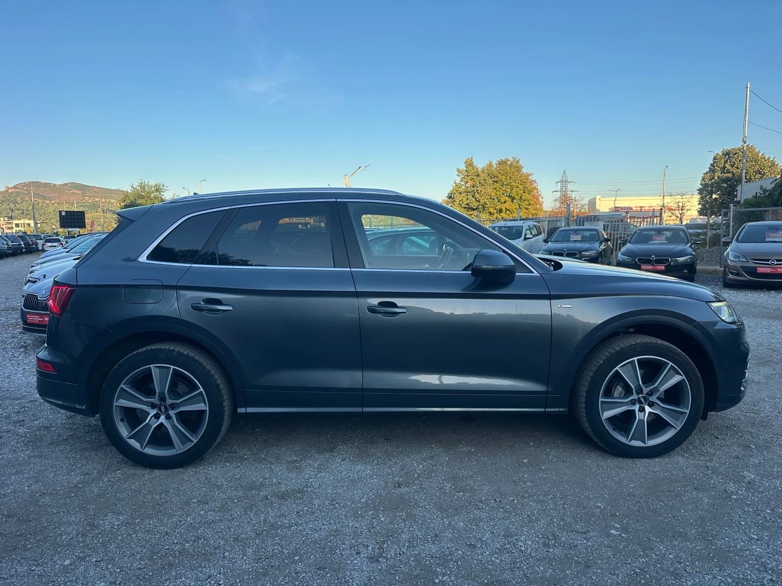 Audi Q5 2, 0TDI 190kc S-LINE, снимка 2 - Автомобили и джипове - 55988922