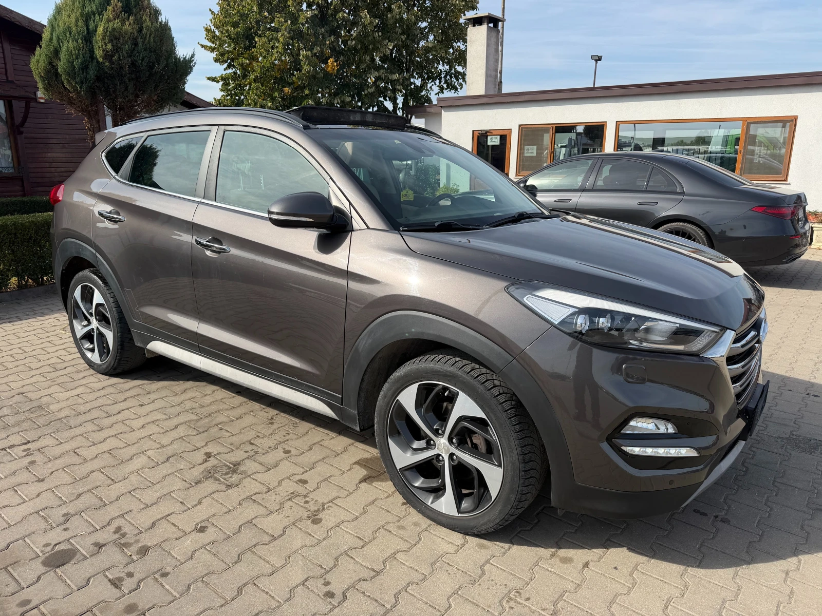 Hyundai Tucson 2.0CRDI 4WD AVTOMAT/PANORAMA/NAVI/KAMERA EURO 6 | Mobile.bg � ����������� 4