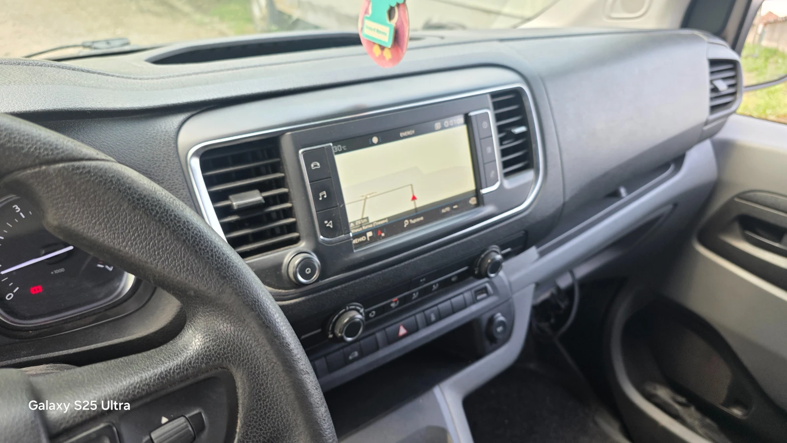 Peugeot Expert 2.0d, снимка 11 - Бусове и автобуси - 54822227