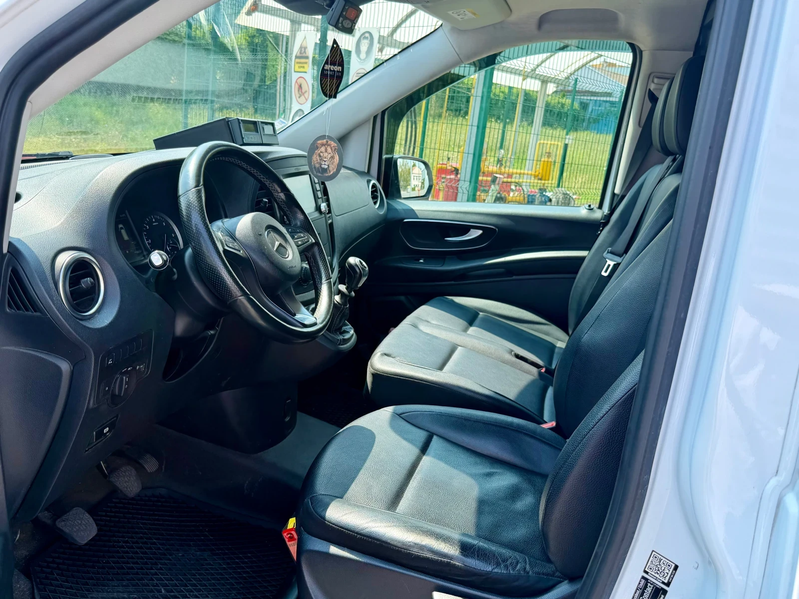 Mercedes-Benz Vito 160k -15-220V TOP, снимка 11 - Бусове и автобуси - 55350865