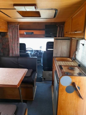 Кемпер Peugeot 2.5 TURBO D. КЛИМАТИК, СОЛАР, TV, снимка 10