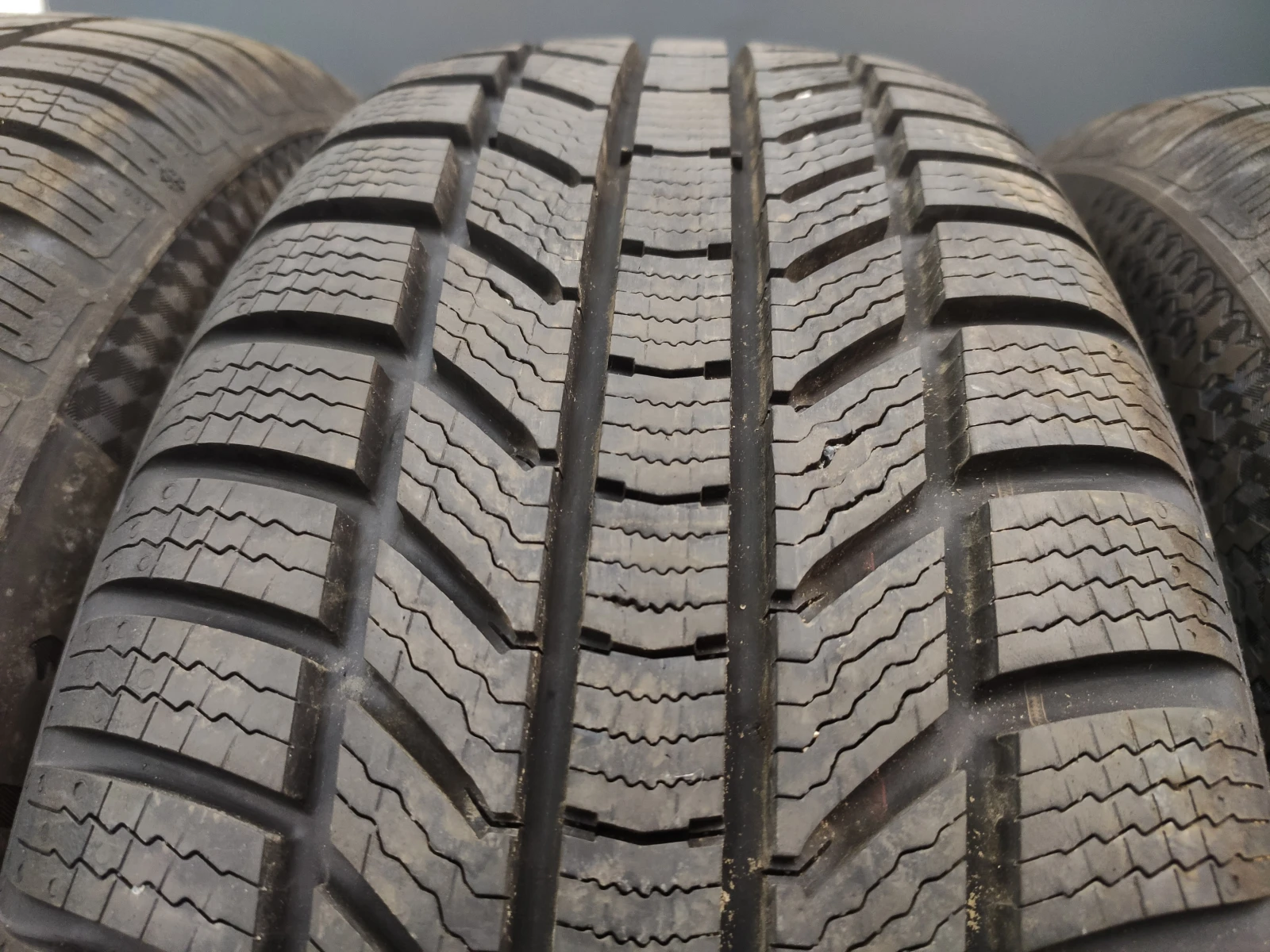  215/60R17 | Mobile.bg   2