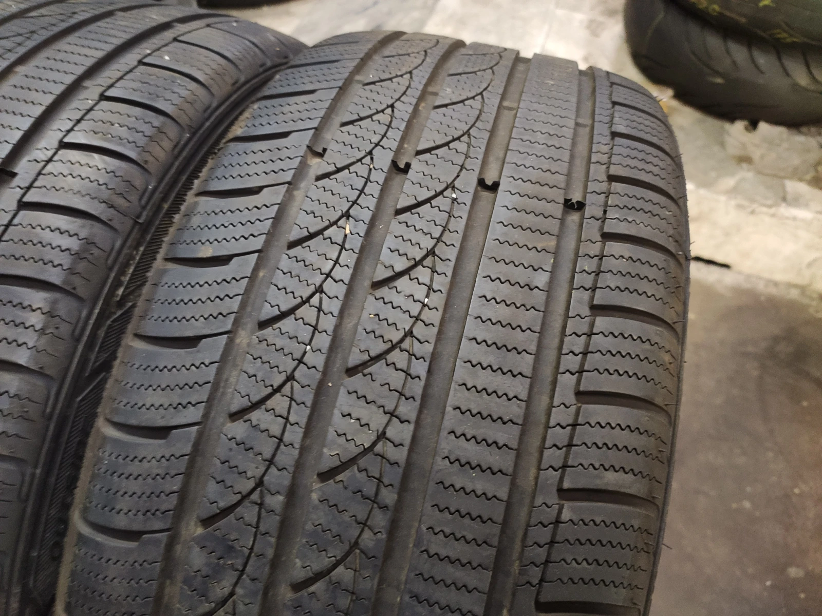  245/45R18 | Mobile.bg   4