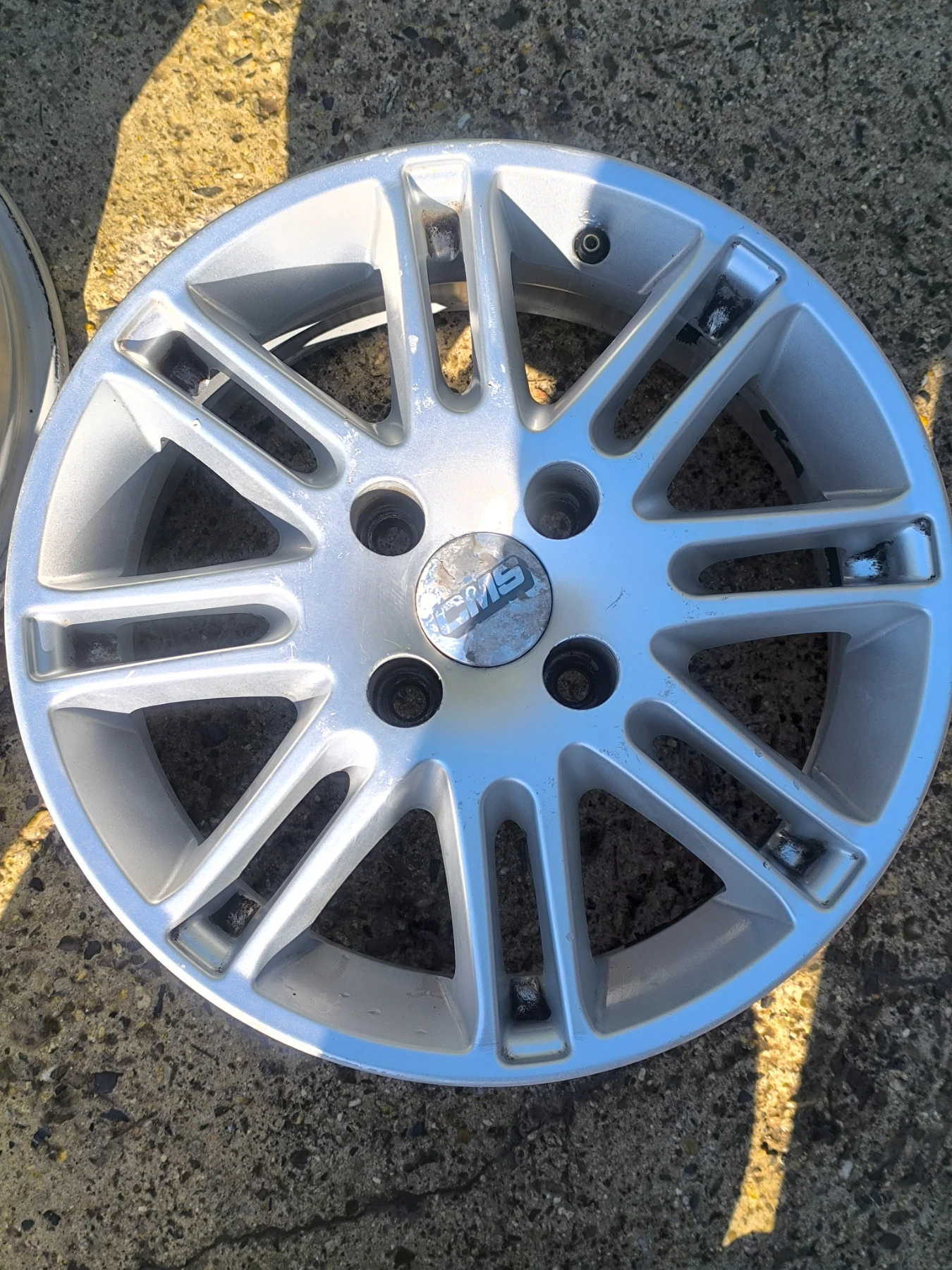 ������ | Mobile.bg � ����������� 4