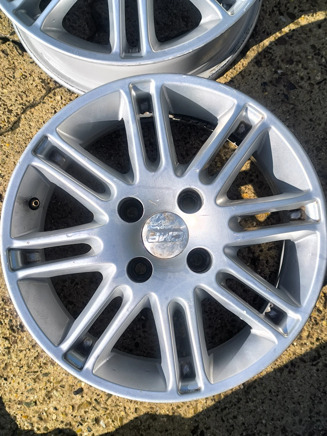 ������ | Mobile.bg � ����������� 7