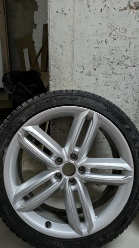        255/40R20  Audi A6 Allroad