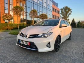 Toyota Auris 1.8Hybrid Lounge136к.с.* 116000к.м.Самопаркиране!!, снимка 3
