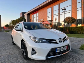 Toyota Auris 1.8Hybrid Lounge136к.с.* 116000к.м.Самопаркиране!!, снимка 5