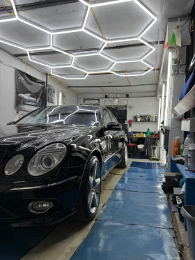 Mercedes-Benz E 500 Mercedes-Benz E500 Avantgarde | 388 к.с. | AMG пак, снимка 2