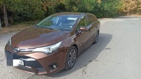 Toyota Avensis 1.8 VALVEMATIC  ГАЗ, снимка 2