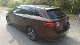 Toyota Avensis 1.8 VALVEMATIC  ГАЗ, снимка 7