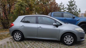 Toyota Auris, снимка 2