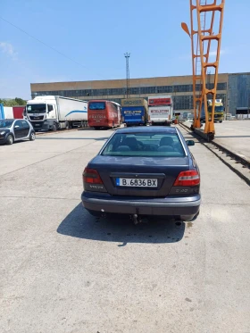     Volvo S40
