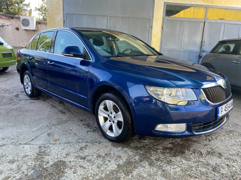 Skoda Superb, снимка 3 - Автомобили и джипове - 41765651