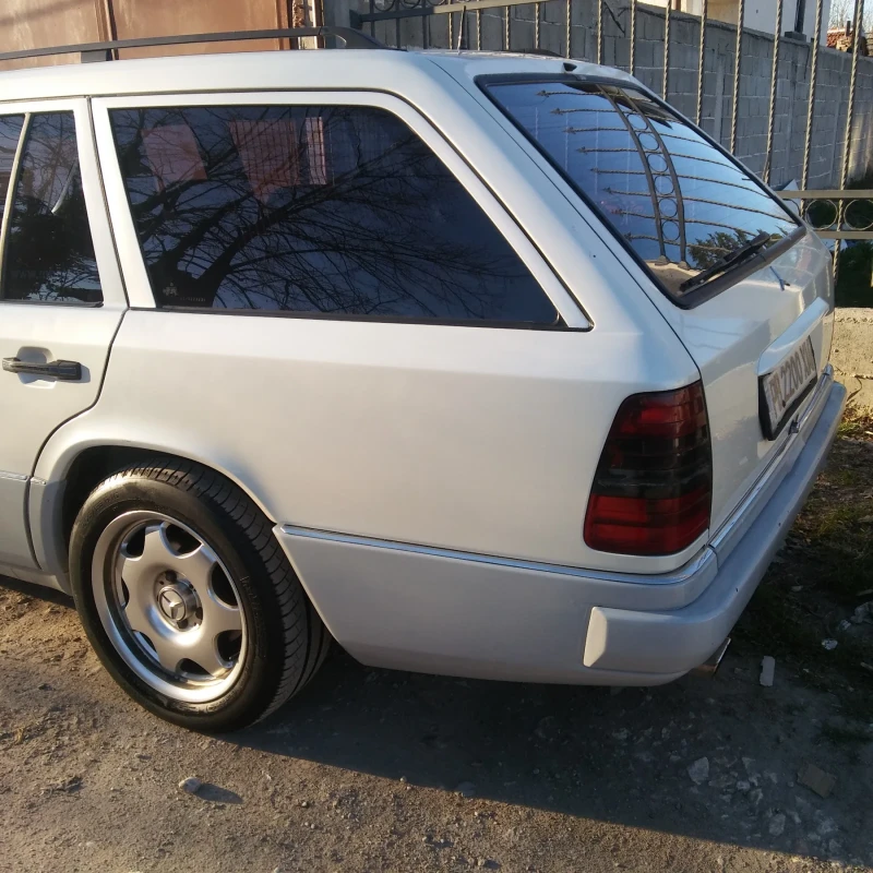 Mercedes-Benz 124, снимка 5 - Автомобили и джипове - 48921507