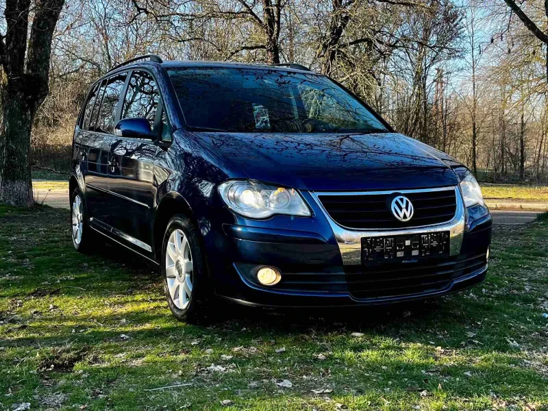 VW Touran, снимка 1 - Автомобили и джипове - 49501255