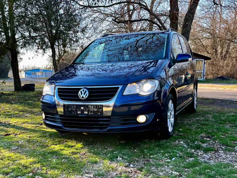 VW Touran, снимка 2 - Автомобили и джипове - 49501255