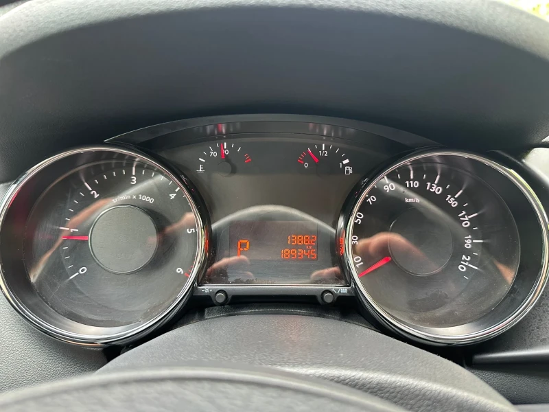 Peugeot 3008 2, 000HDI/EURO5B/АВТОМАТИК, снимка 13 - Автомобили и джипове - 51264586